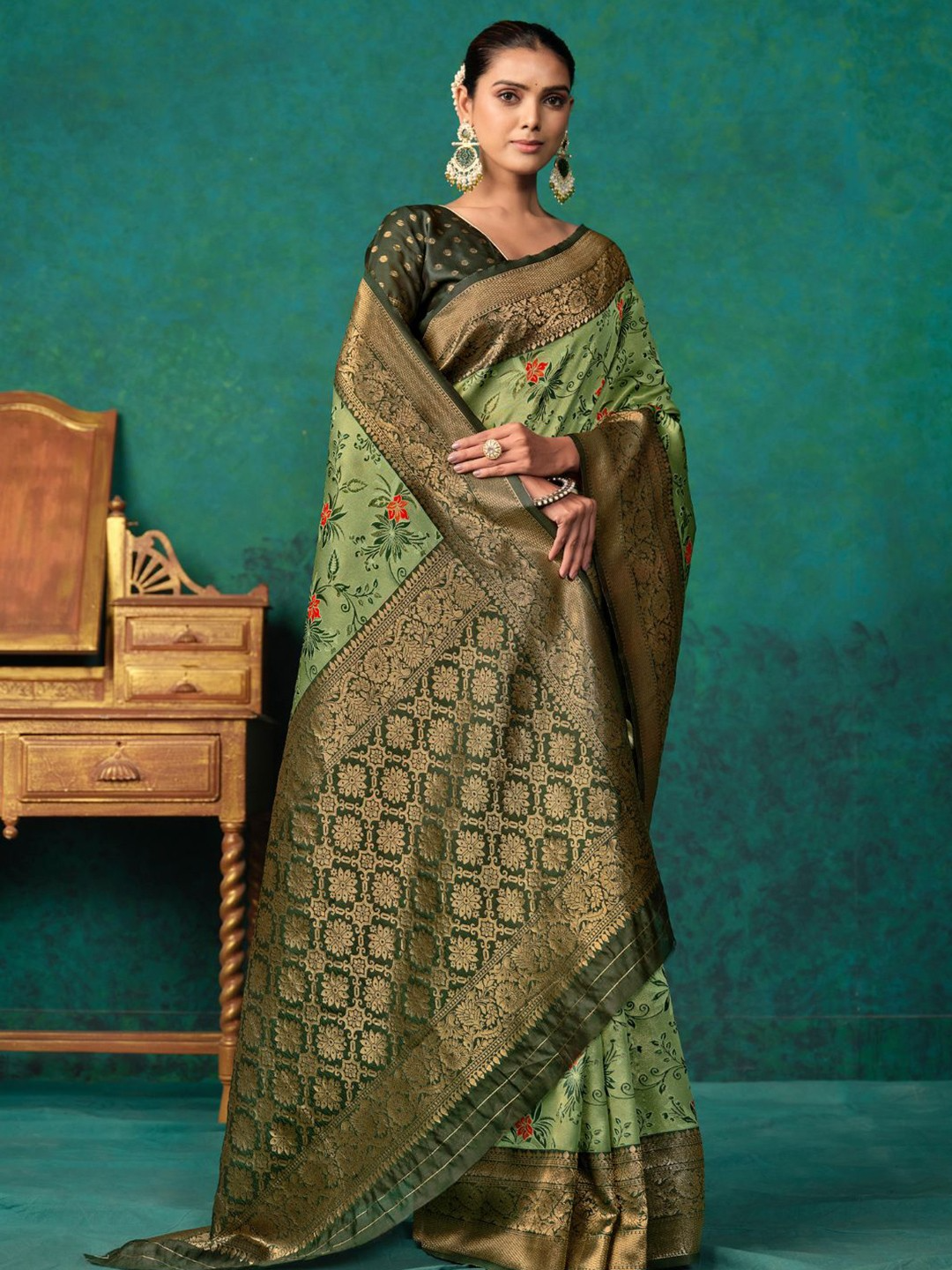 KALINI- Ethnic Motifs Woven Design Zari Paithani Saree