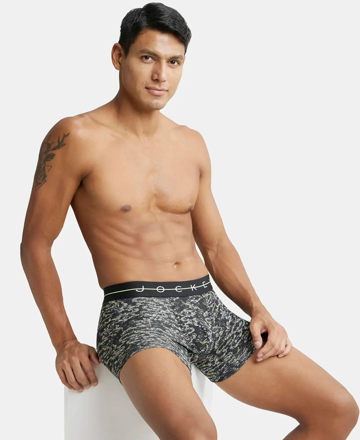 JOCKEY Super Combed Cotton Printed Trunk with Ultrasoft Waistband #NY02- White