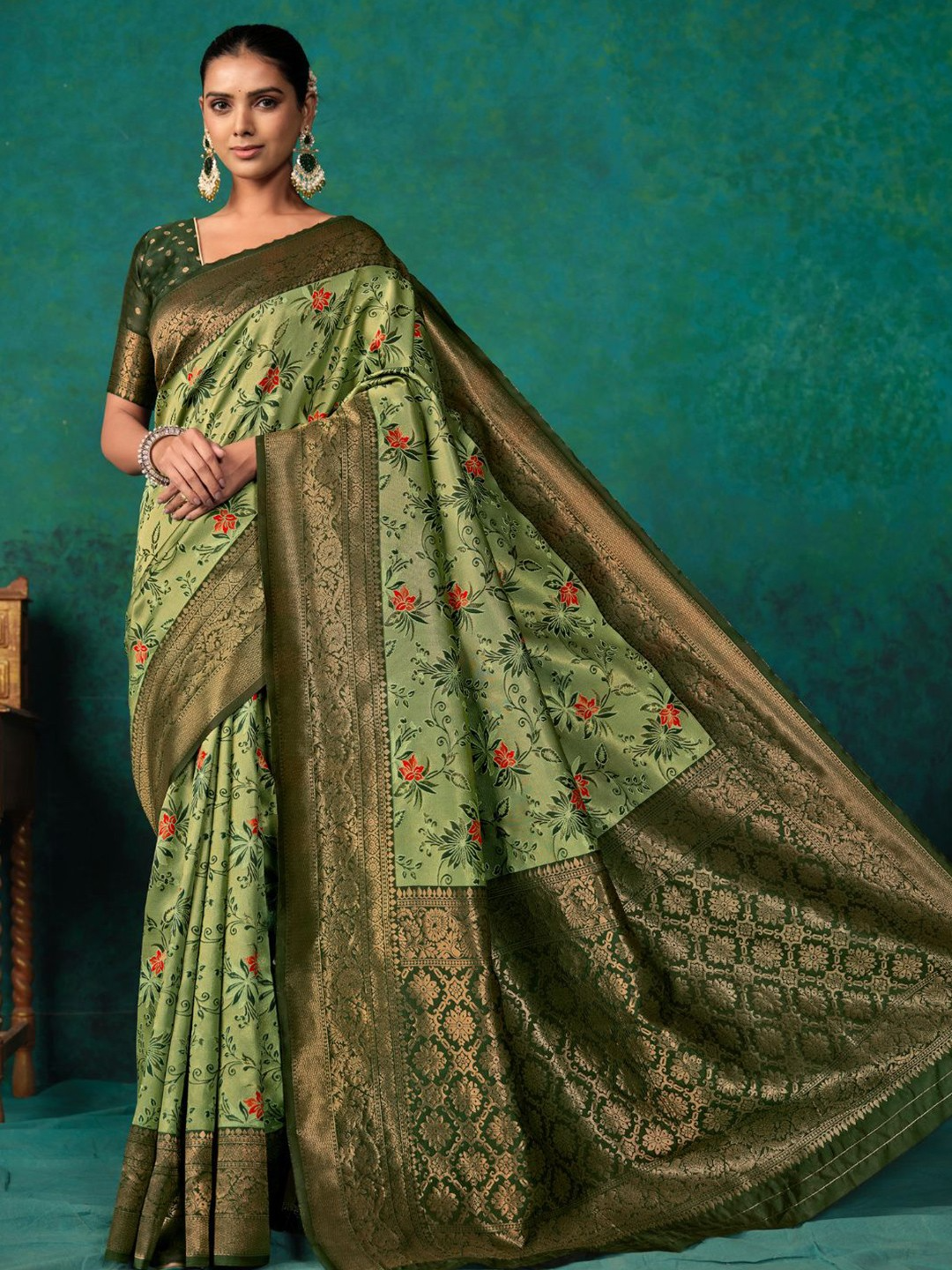 KALINI- Ethnic Motifs Woven Design Zari Paithani Saree